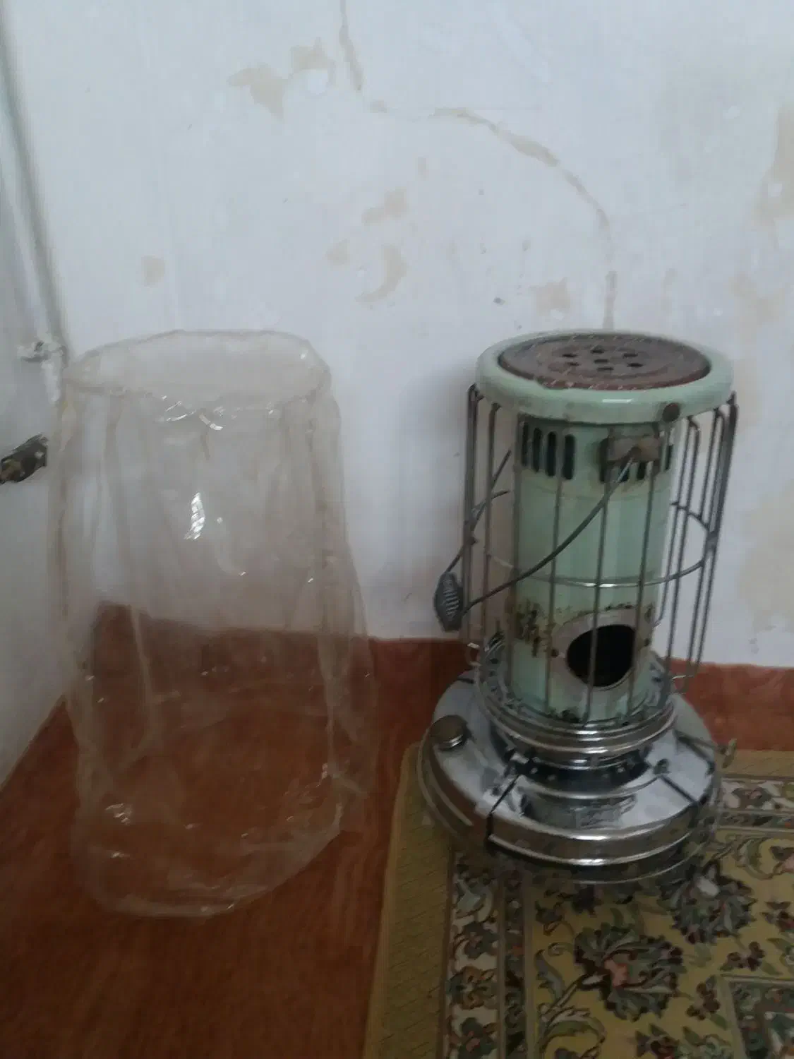 چراغ علاالدین نفت سوزمارک حسنوی|کلکسیون اشیاء عتیقه|کرمانشاه, |دیوار