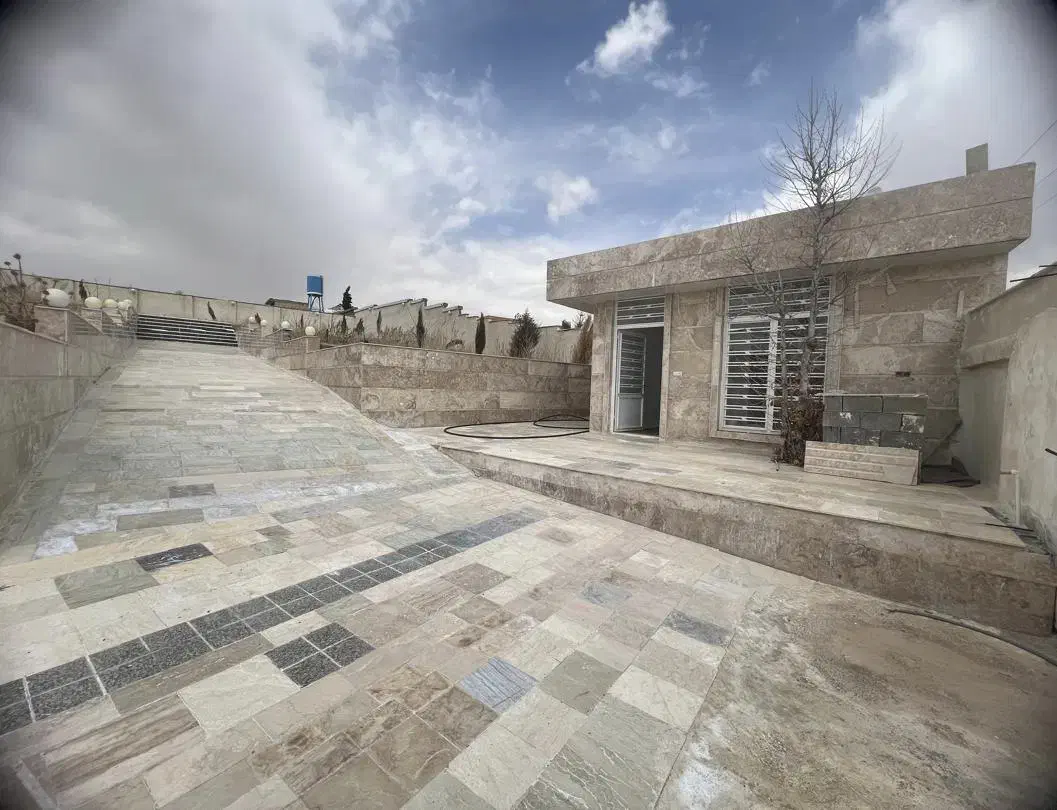 باغ 1000 متری با اتاق نگهبانی در زنیان|فروش خانه و ویلا|ارژن, |دیوار