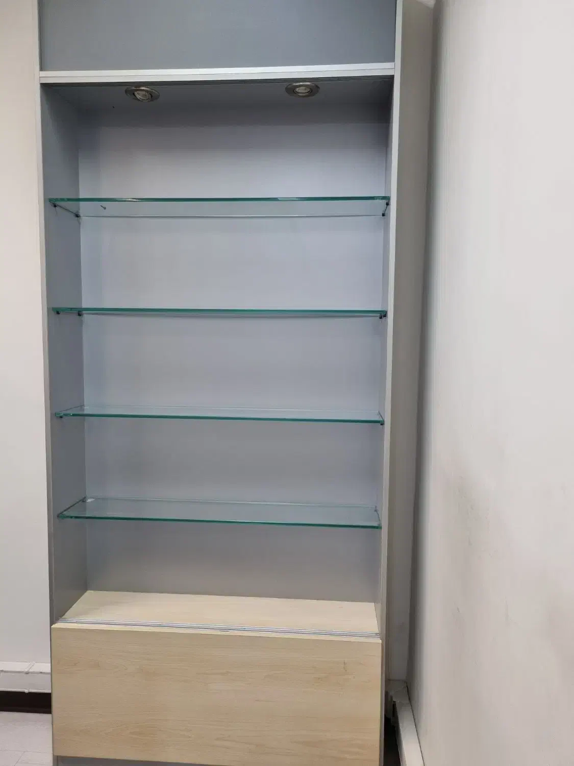 کمد و ویترین در حد نو|بوفه، ویترین، کنسول|تهران, ونک|دیوار