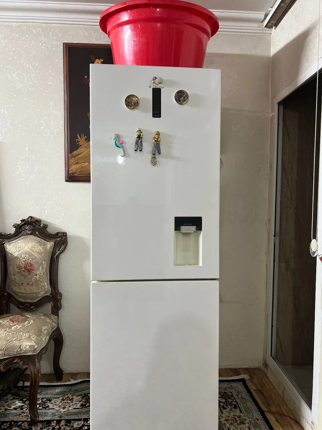 یخچال|یخچال و فریزر|نائین, |دیوار