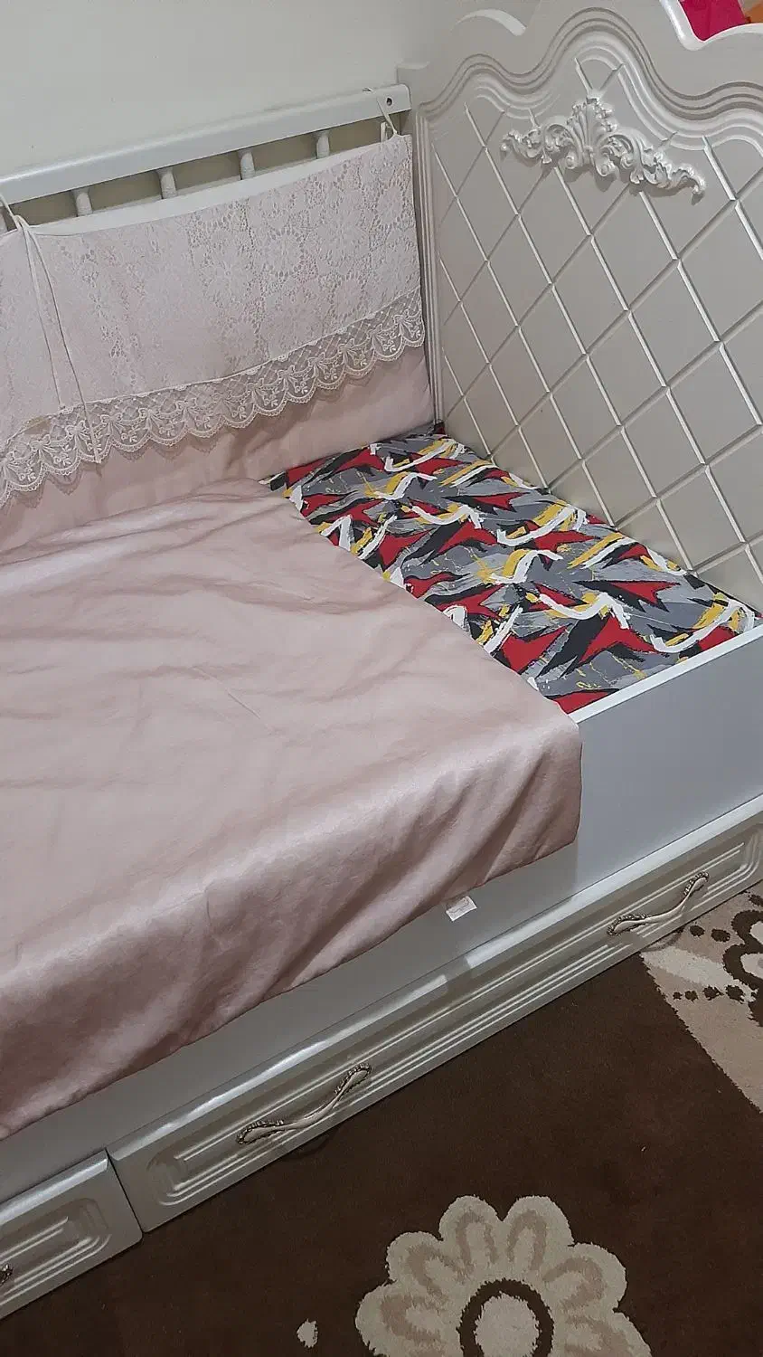 تخت نوجوان|تخت و سرویس خواب|قدس, شهرقدس|دیوار