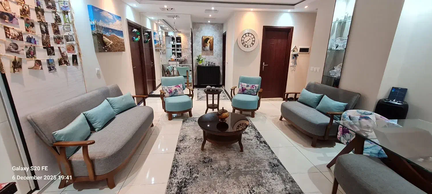 مبل مینیمال ( بعلت مهاجرت )|مبلمان خانگی و میز عسلی|تهران, شهرک چیتگر|دیوار