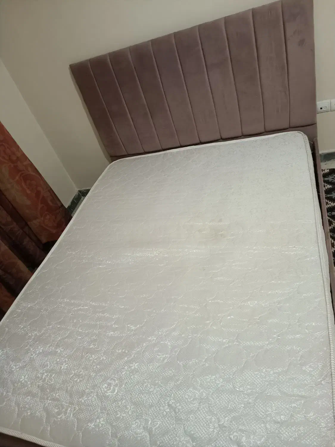 تختخواب دو نفره نو فروش فوری بعلت جابجایی|تخت و سرویس خواب|تهران, تهرانسر شمالی|دیوار