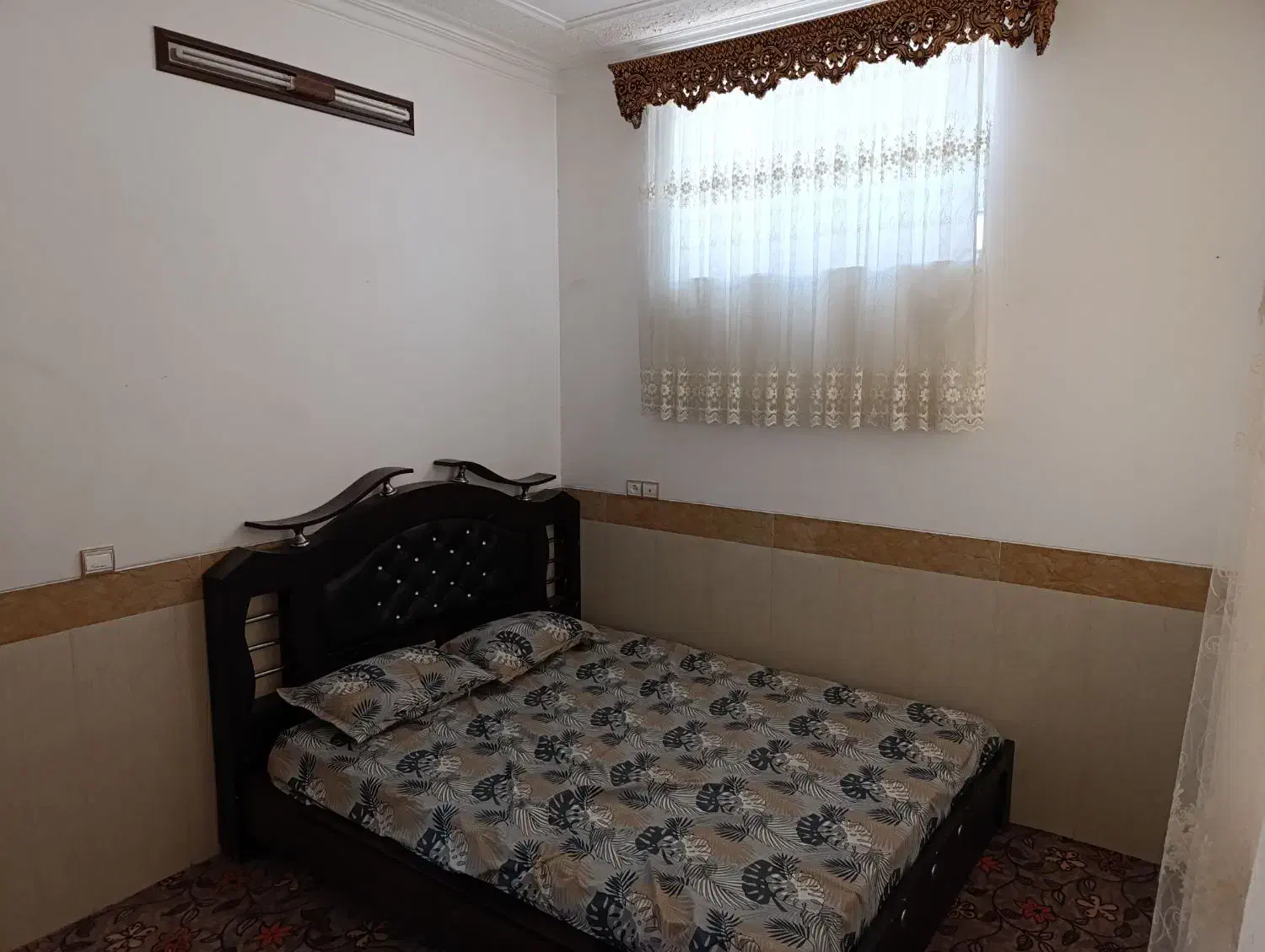 سوئیت ۲خوابه و ۱ خوابه دربست - آزادشهر و اسکان.|اجارهٔ کوتاهمدت آپارتمان و سوئیت|یزد, |دیوار