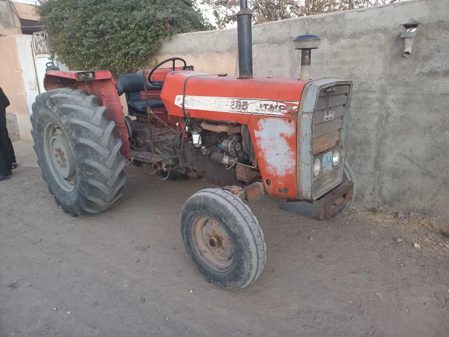 تراکتور۲۸۵ تک مدل۷۰ زیرخاکی|خودرو سنگین|سبزوار, کوی گلستان|دیوار