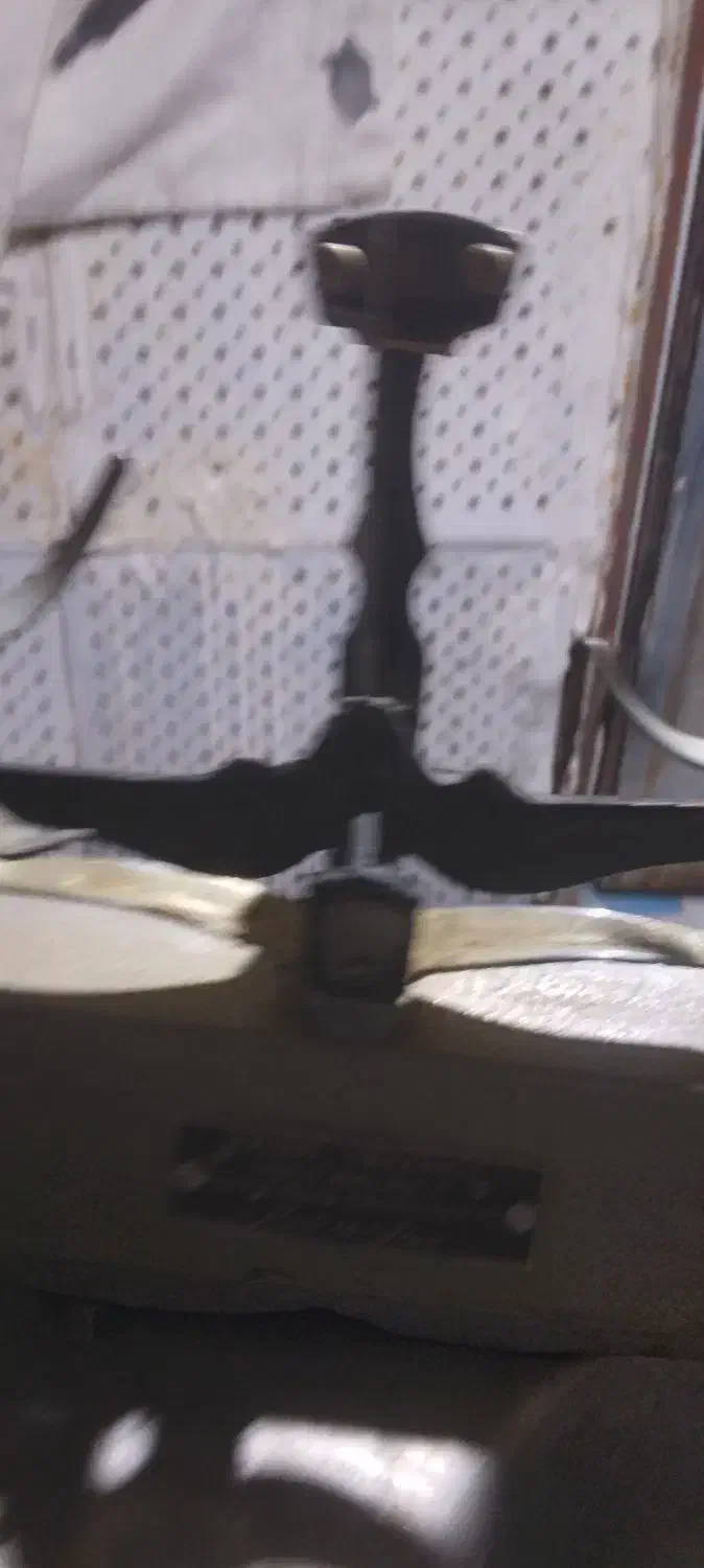 ترازو|کلکسیون اشیاء عتیقه|شیروان (خراسان), |دیوار