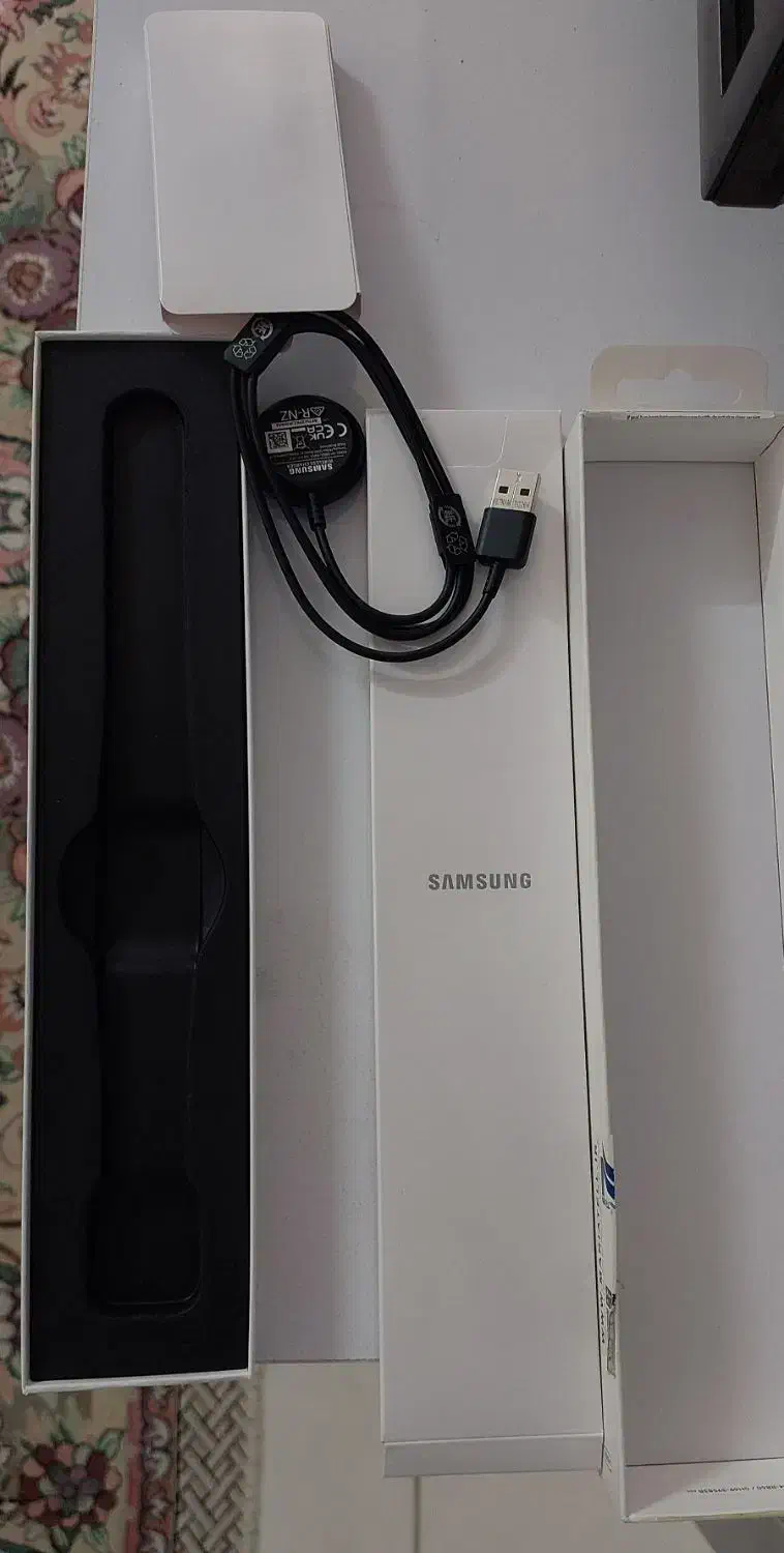 ساعت سامسونگ گلکسی ۴|ساعت|اصفهان, خاتون‌آباد|دیوار