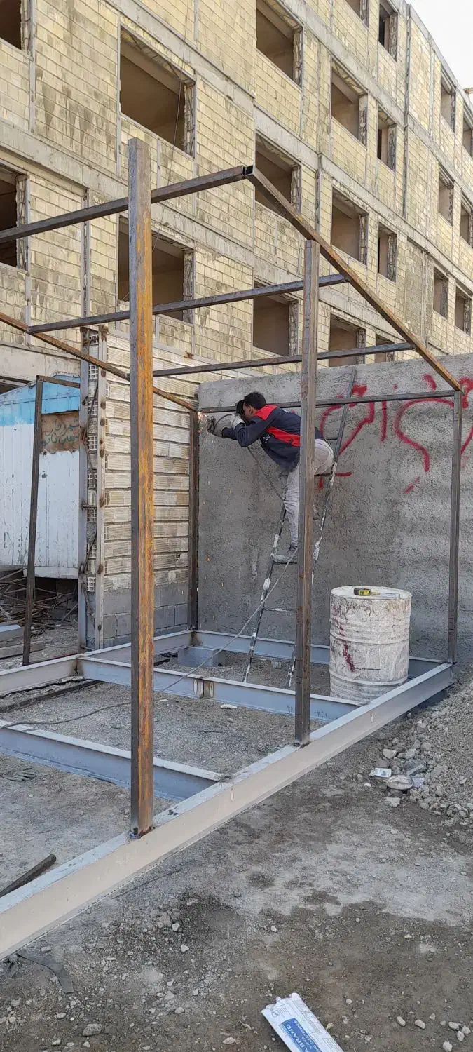 جوشکاری سیار و خدمات ساختمانی (تک خال)|خدمات پیشه و مهارت|اصفهان, عطار نیشابوری|دیوار