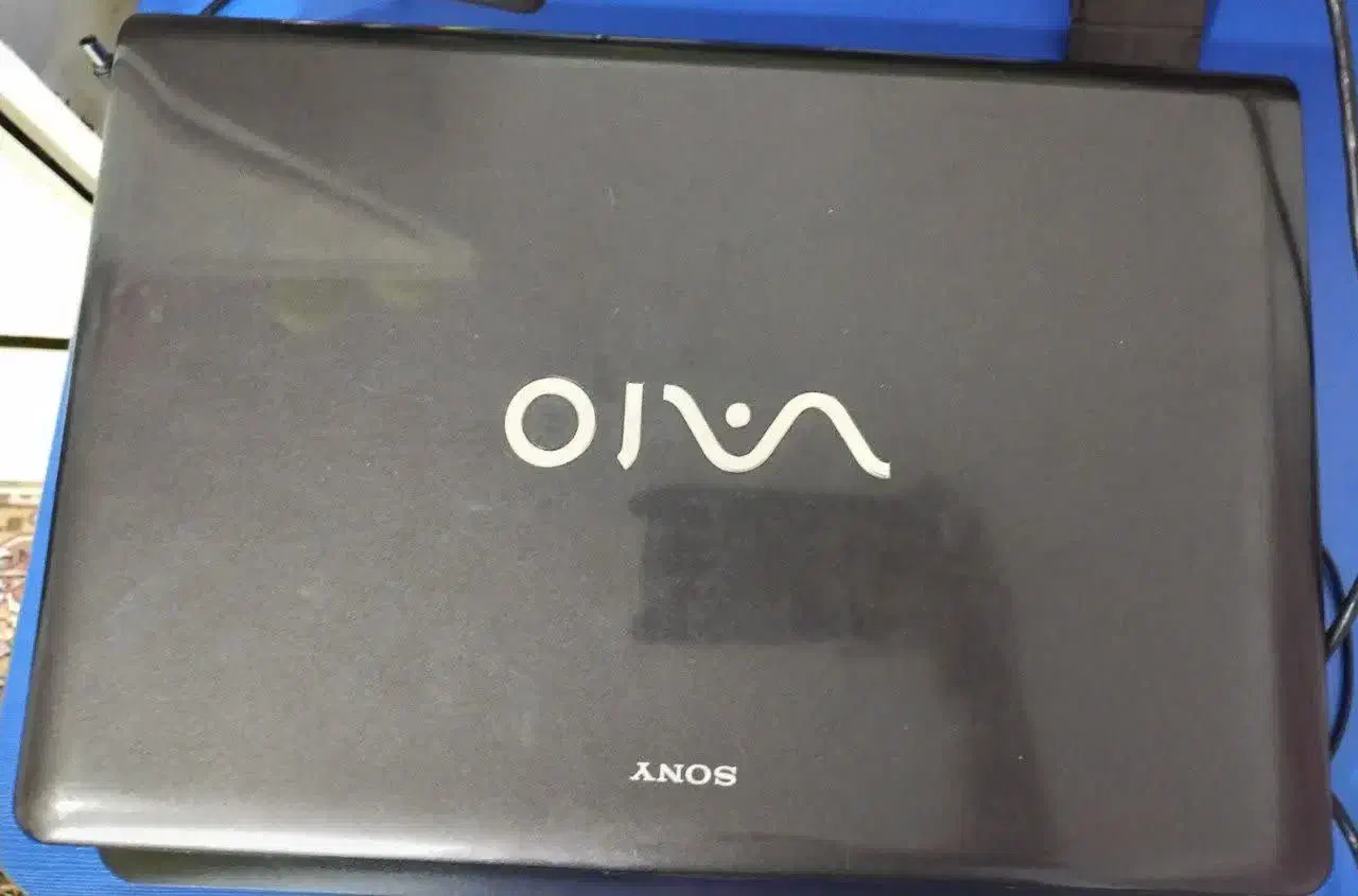 لب تاب خانگی سونی|رایانه همراه|بروجرد, |دیوار