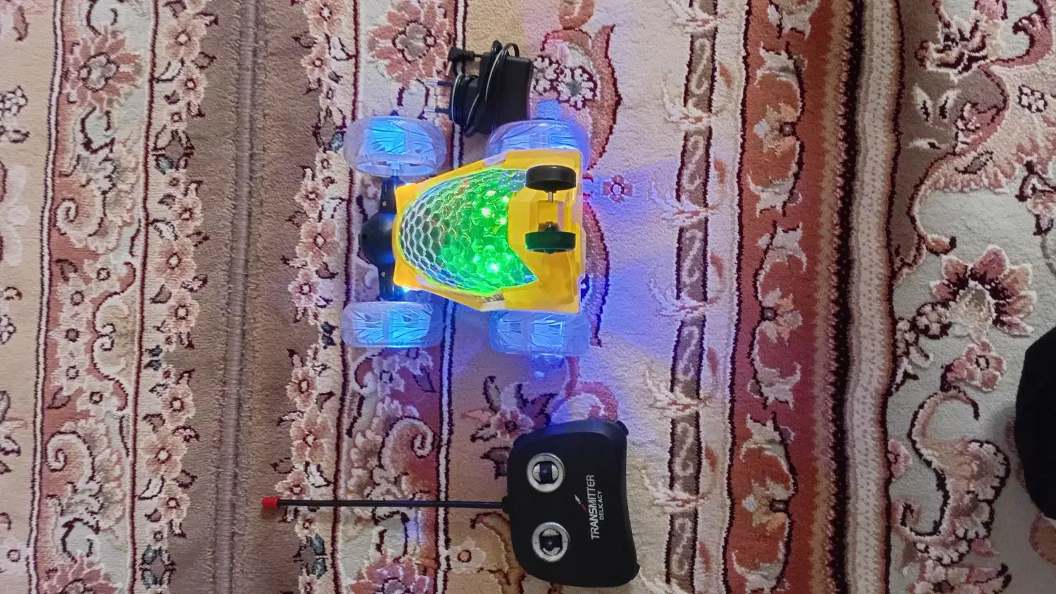 ماشین کنترلی|اسباب‌‌بازی|کنگاور, |دیوار