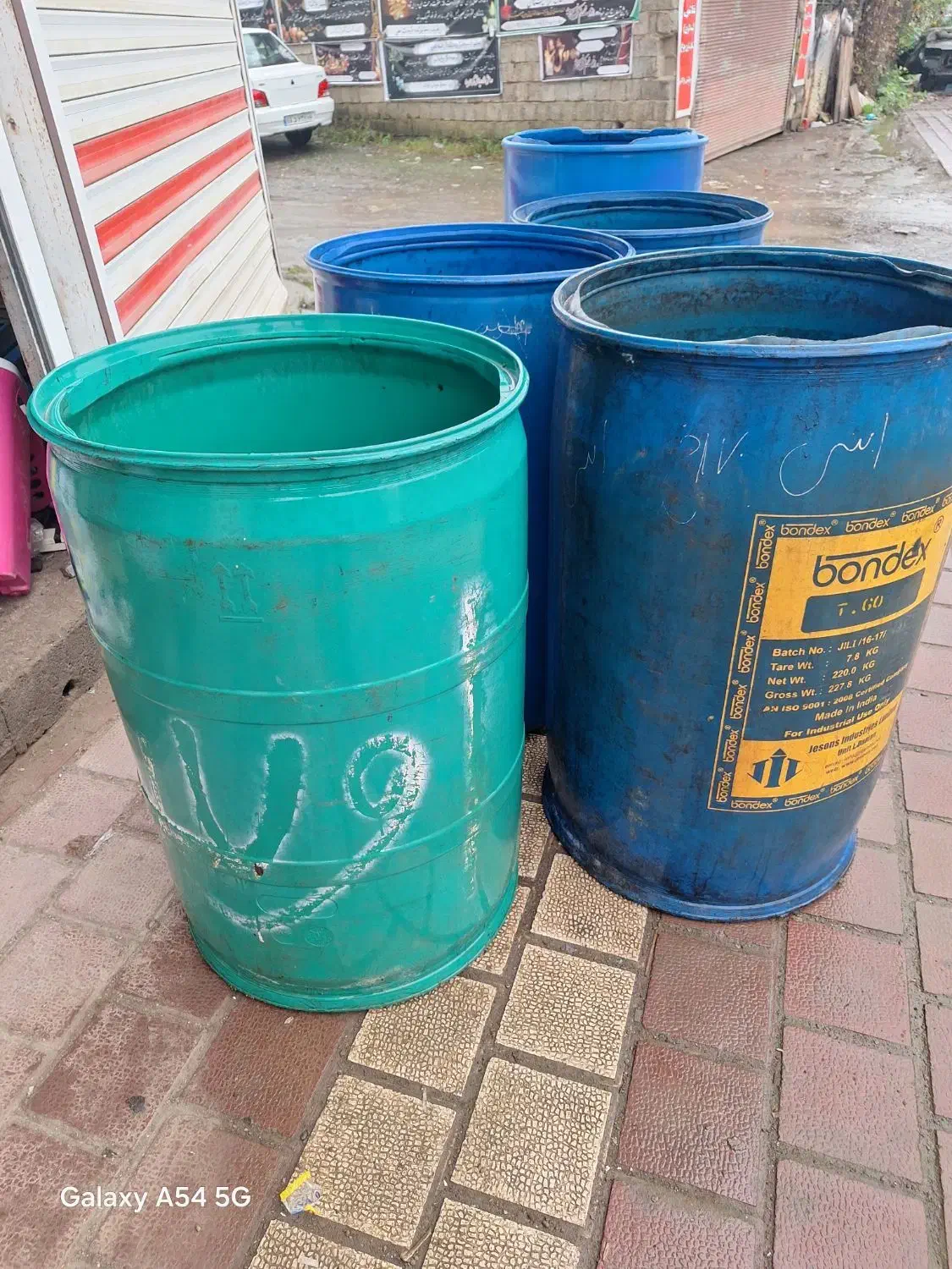 دبه ۲۲۰لیتری جای زیتون|ظروف نگهدارنده، پلاستیکی، یکبارمصرف|لاهیجان, آهندان|دیوار