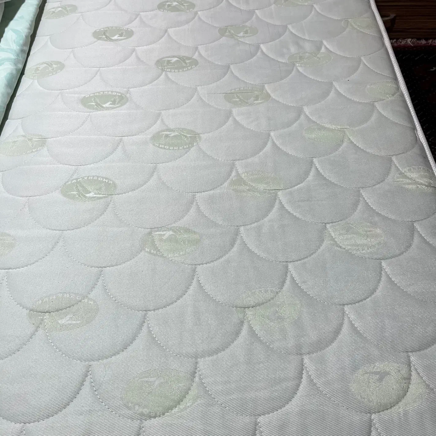 تشک خوشخواب|تشک تختخواب|ساری, |دیوار