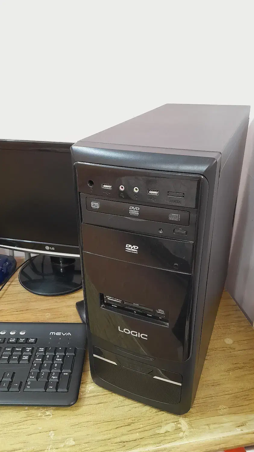 کامپیوتر|رایانه رومیزی|رشت, فلسطین|دیوار