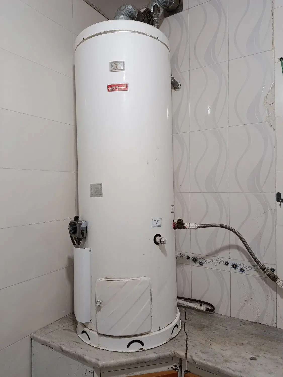 آب گرمکن200لورچ|آبگرمکن، پکیج، شوفاژ|مرودشت, ده بید|دیوار