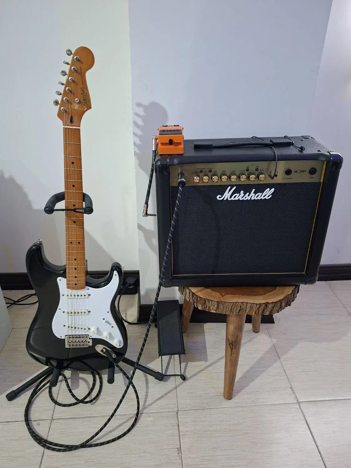 گیتار Fender|گیتار، بیس، امپلیفایر|گرگان, |دیوار