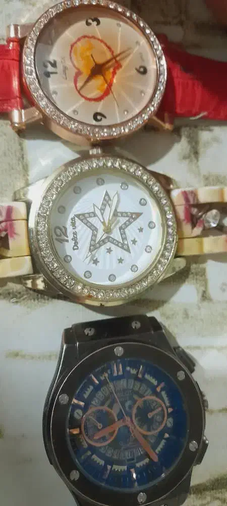 ساعت سالم فقط باطر میخاد|ساعت|اقبالیه, |دیوار