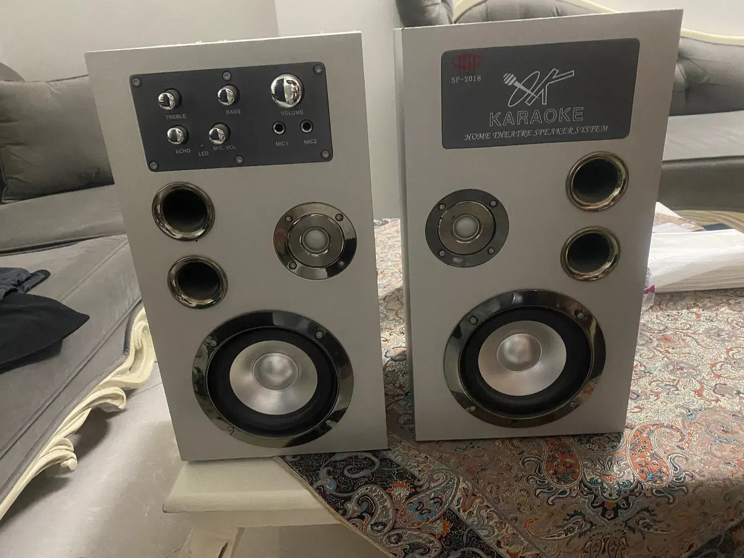 اسپیکر|صوتی و تصویری|اندیشه, اندیشه فاز ۱|دیوار