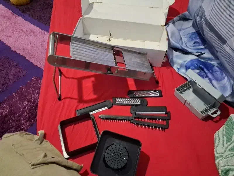 رنده دستی ماندولین صنعتی|خردکن، آسیاب، غذاساز|رشت, لاکانی|دیوار