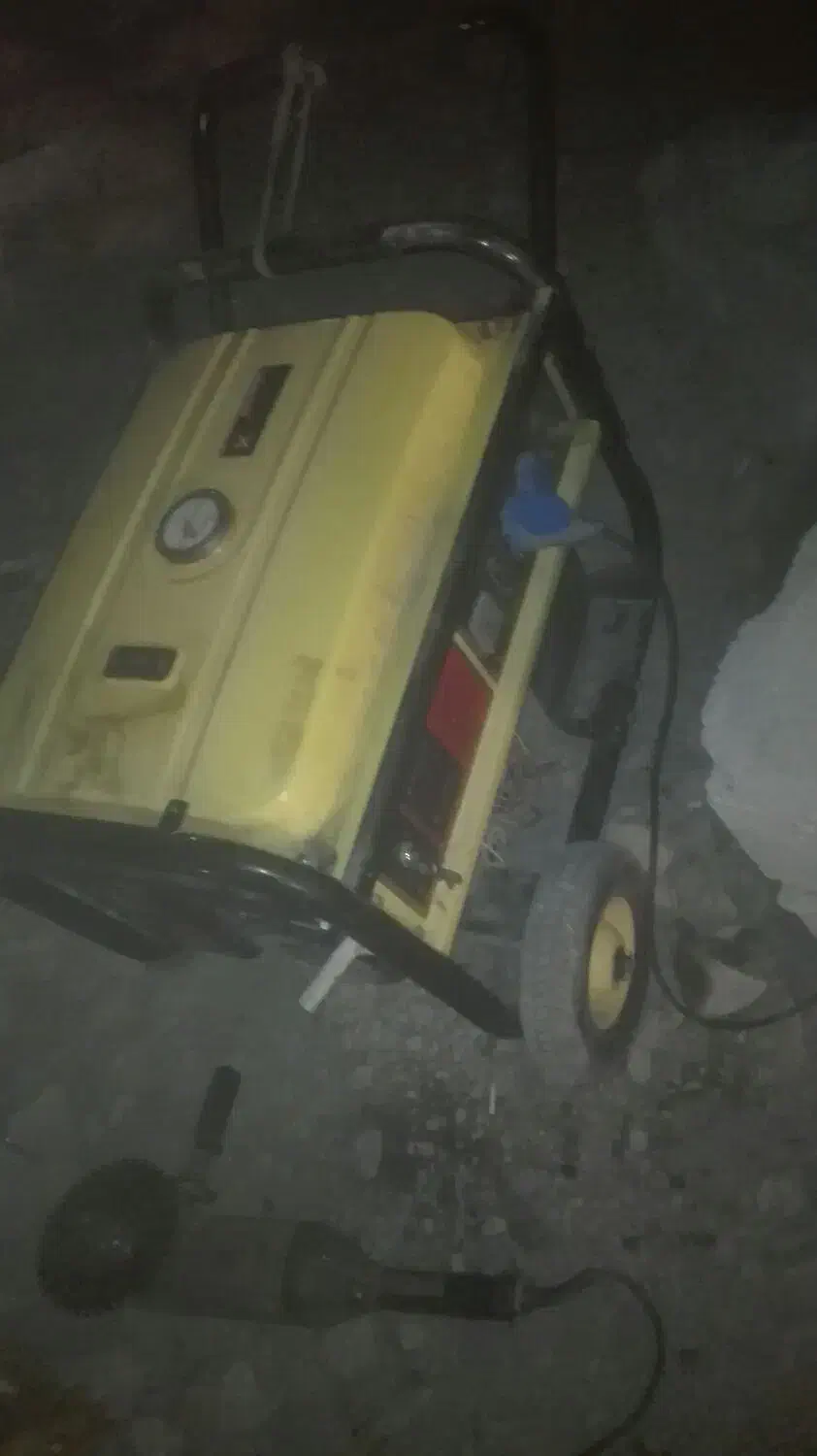 موتور برق|ابزارآلات|قائن, |دیوار