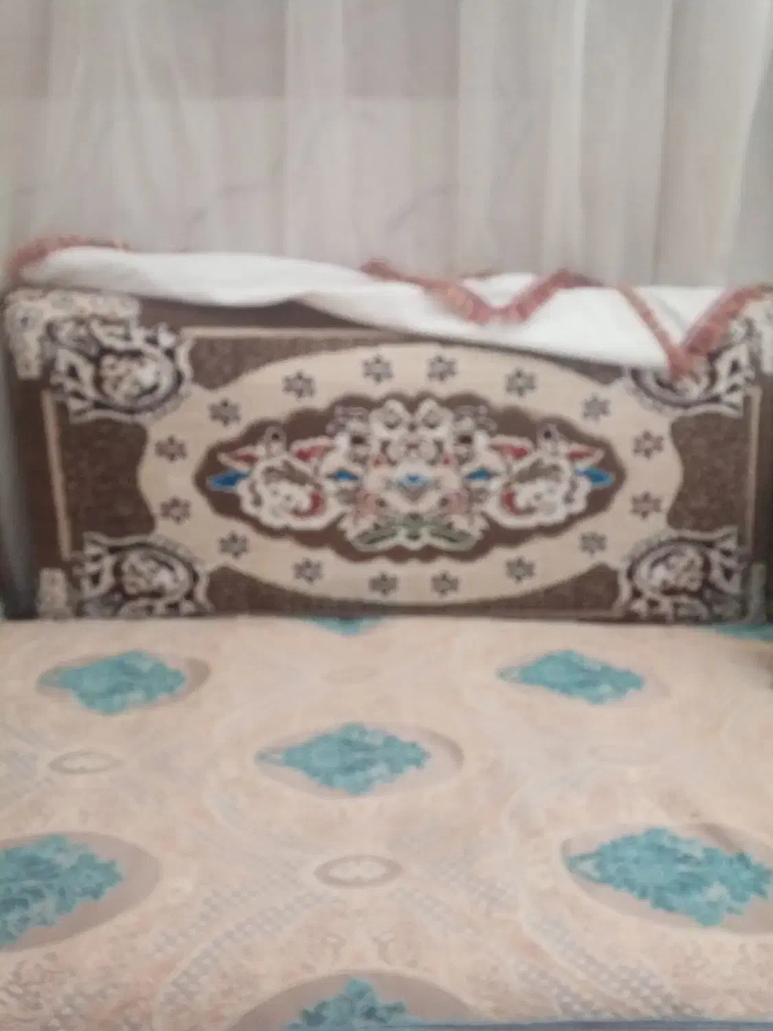 پشتی فروشی|پشتی|سربیشه, |دیوار