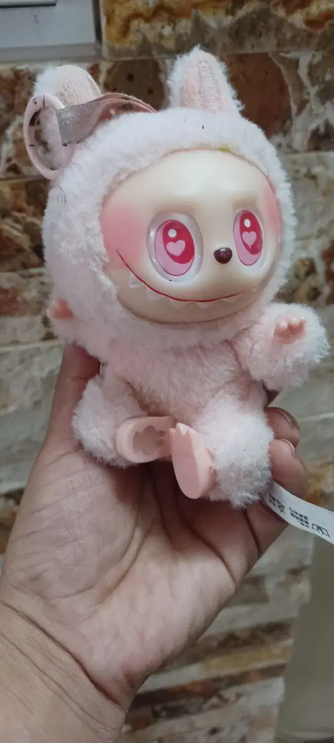 لبوبو|اسباببازی بچه|تربت جام, والفجر|دیوار