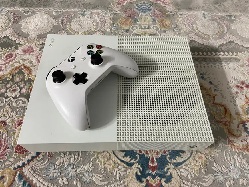 Xbox one s 1tra|کنسول، بازی ویدئویی و آنلاین|شیراز, گلشن|دیوار