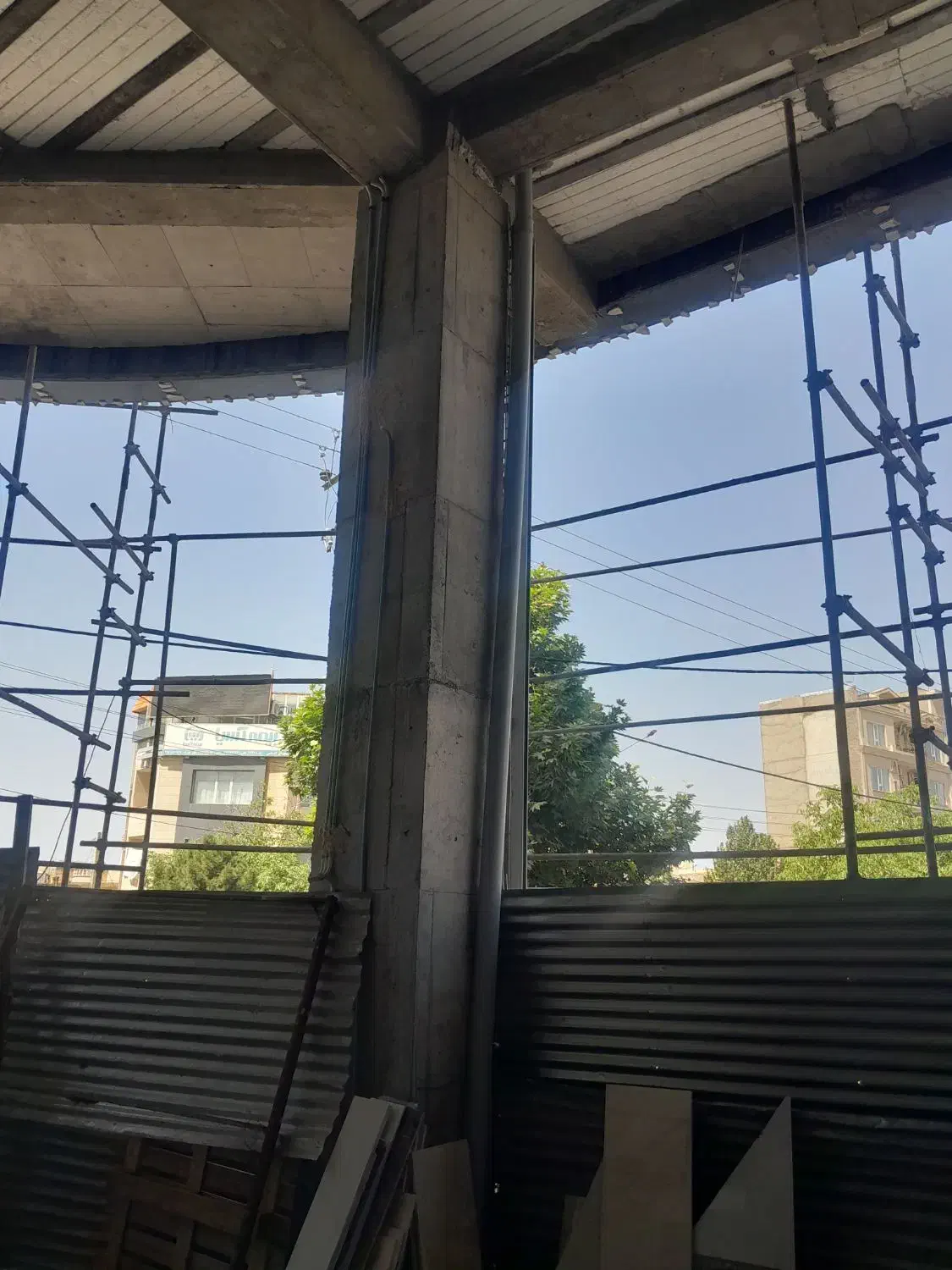 اجراونصب انواع سنگ وکاشی وسرامیک وموزاییک|خدمات پیشه و مهارت|نیشابور, رحمت آباد|دیوار