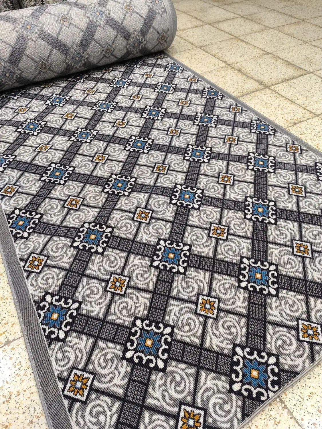 گلیم کهکشان طوسی موکت تندیس ۱۹۰۶|گلیم، جاجیم، گبه|قم, شاه ابراهیم|دیوار