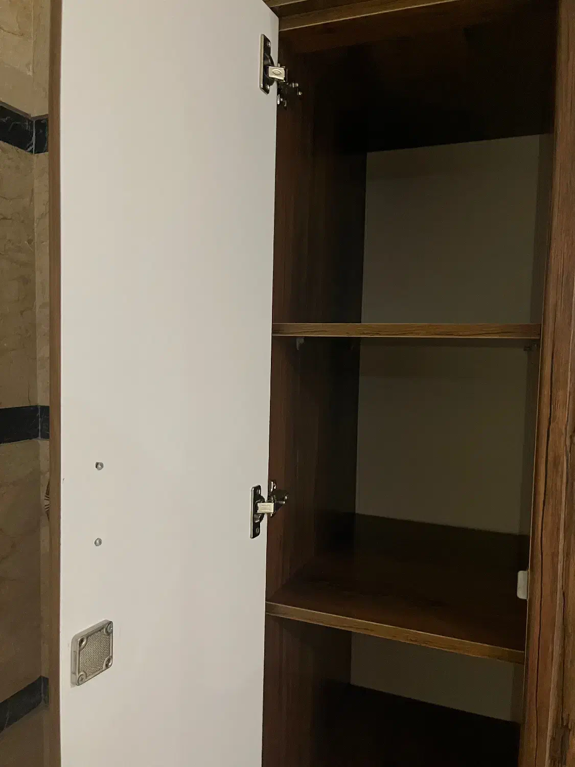 کمد|جاکفشی، کمد، دراور|لاهیجان, شهید آوینی|دیوار