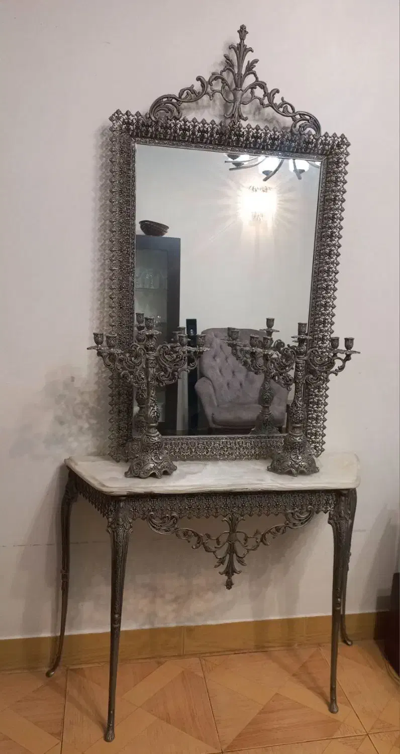 آینه و شمعدان|آینه|تهران, سلسبیل شمالی|دیوار