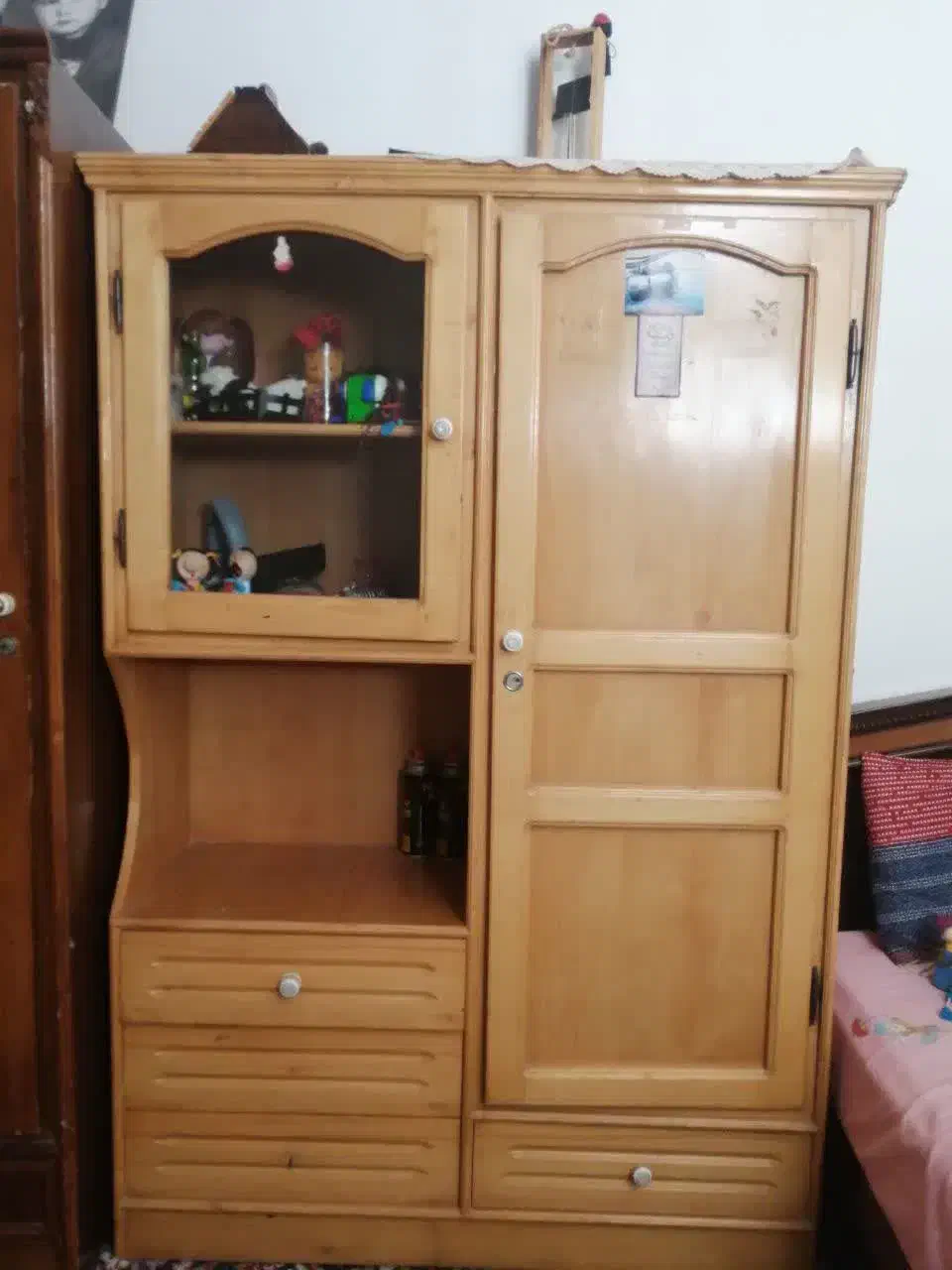 کمد|تخت و صندلی بچه|پیر بکران, |دیوار