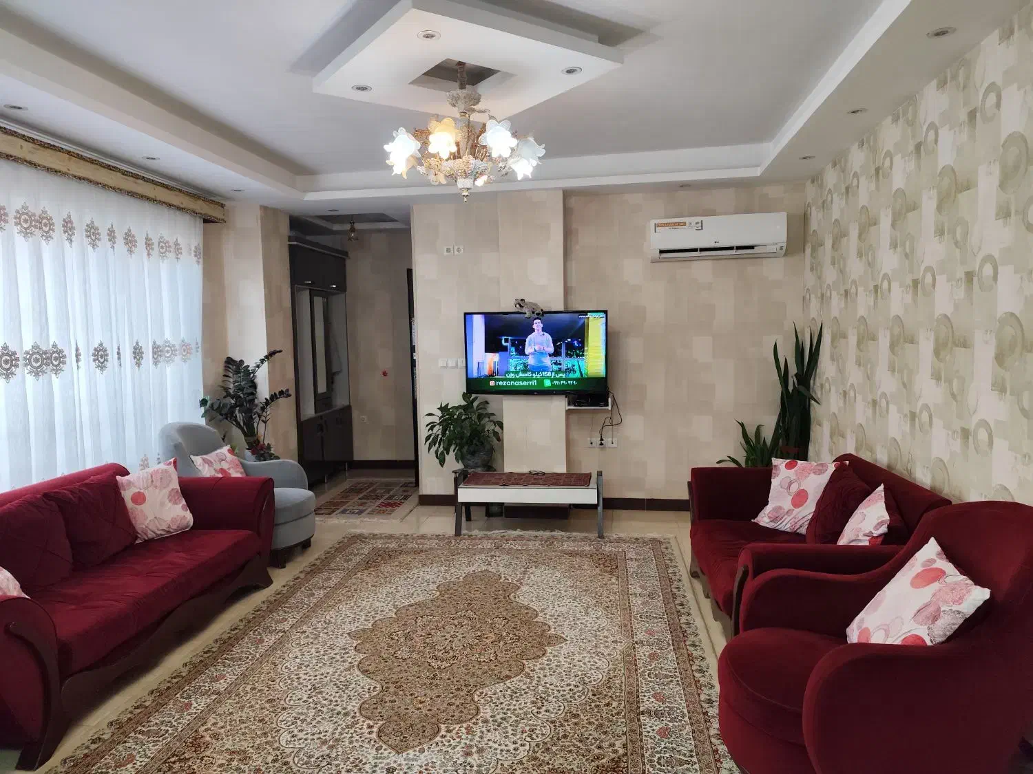 آپارتمان تک واحدی خ مطهری ۱۰۳ متر سند|فروش آپارتمان|رشت, بازار|دیوار