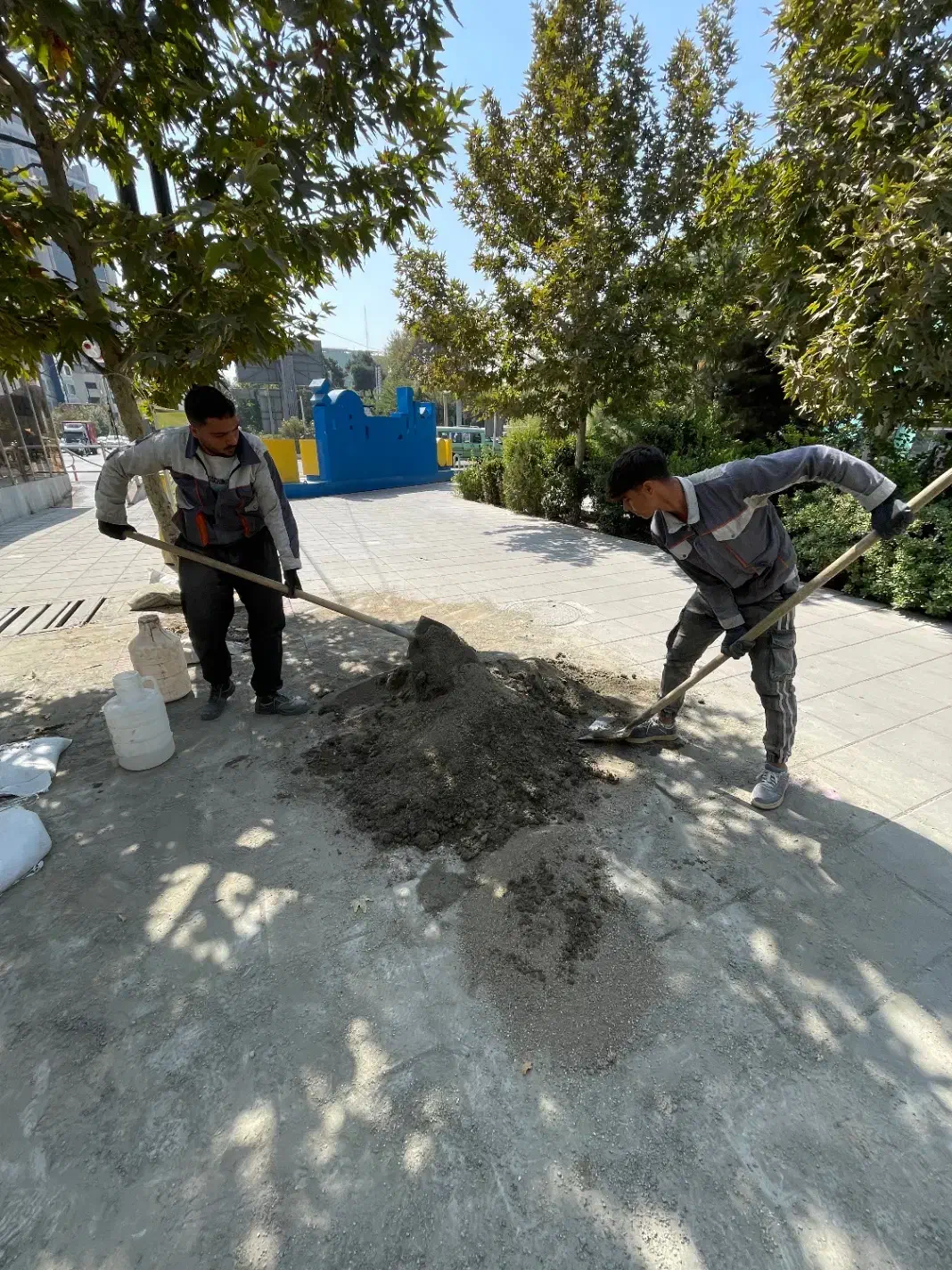 کارگر ساده ساختمانی|استخدام معماری، عمران و ساختمانی|خرم‌آباد, |دیوار