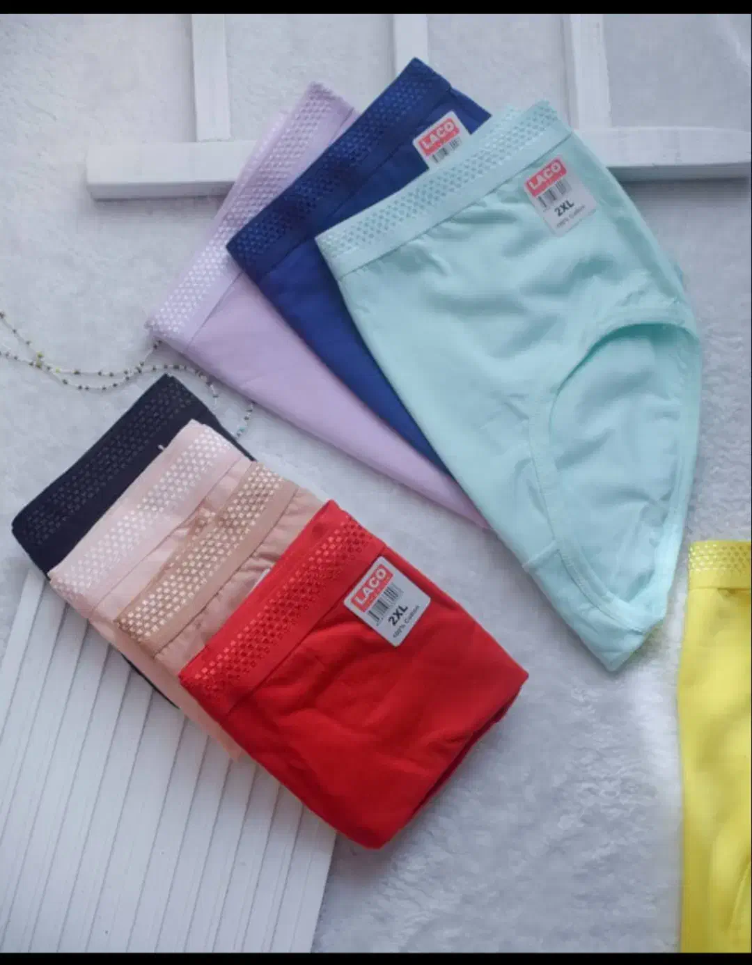 لباس زیر واکسسوری|لباس|شیروان (خراسان), |دیوار