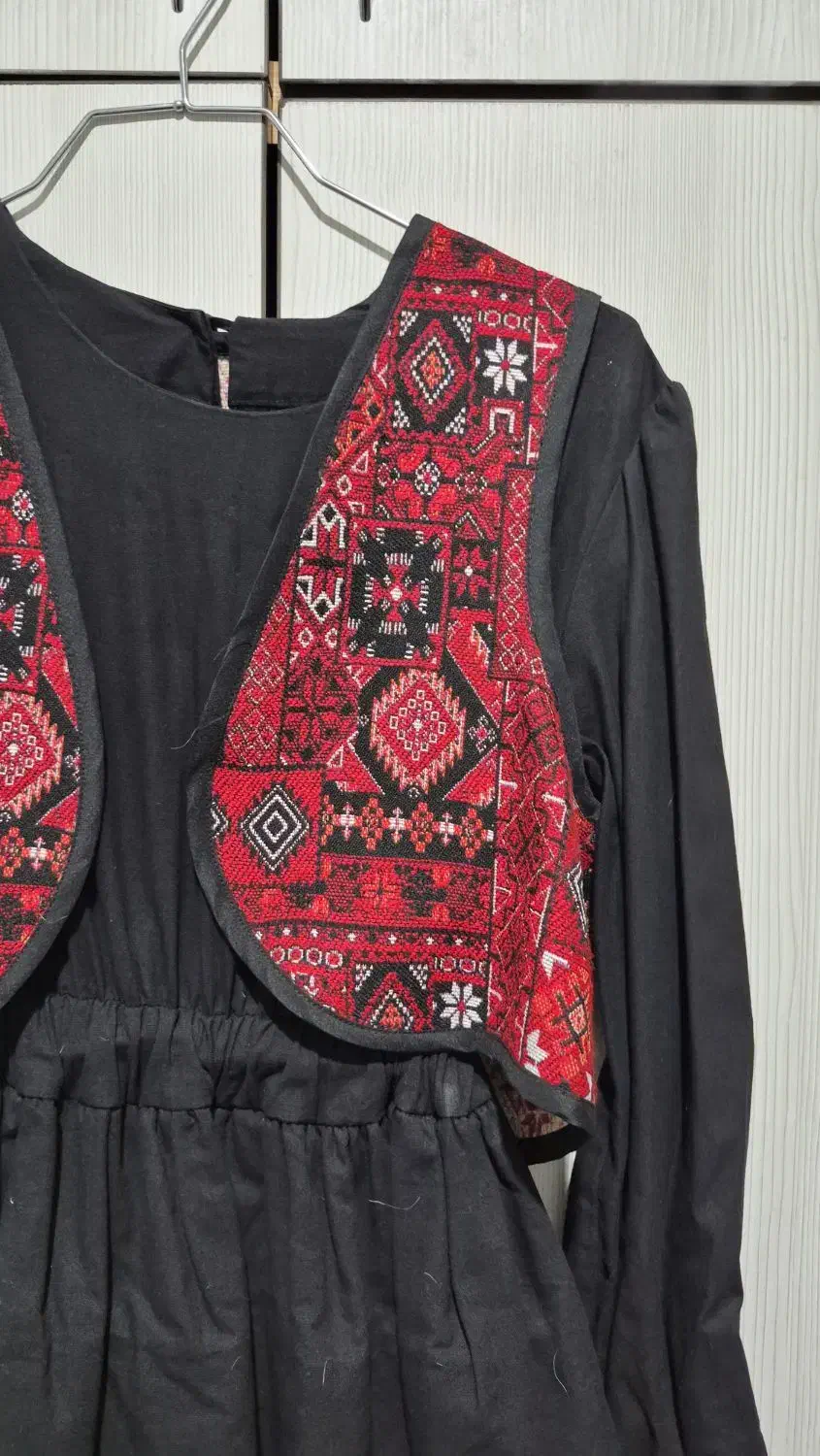 مانتو سنتی|لباس|چالوس, |دیوار