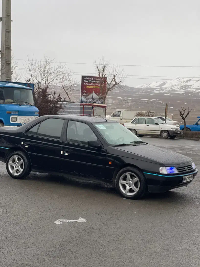 405مشکی|خودرو سواری و وانت|سقز, |دیوار