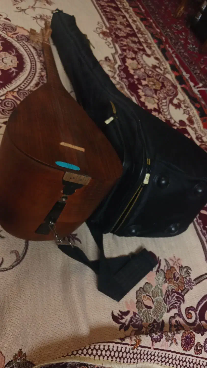 ساز قوپوز|سازهای سنتی|سهند, |دیوار