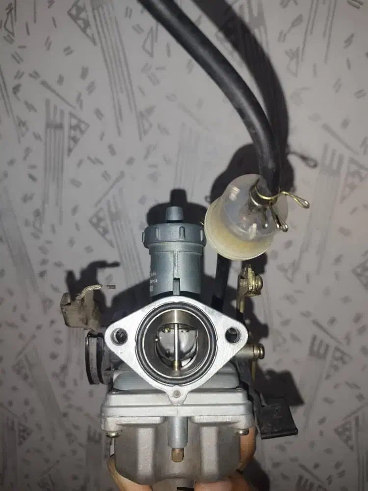 کاربراتور ۱۵۰ پمپ شتاب دار|قطعات یدکی و لوازم جانبی|اهواز, کیان اباد|دیوار