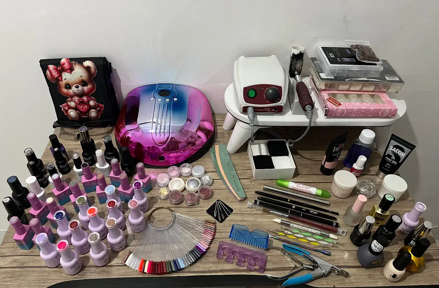 وسایل کامل کاشت ناخن|آرایشی، بهداشتی، درمانی|تبریز, |دیوار