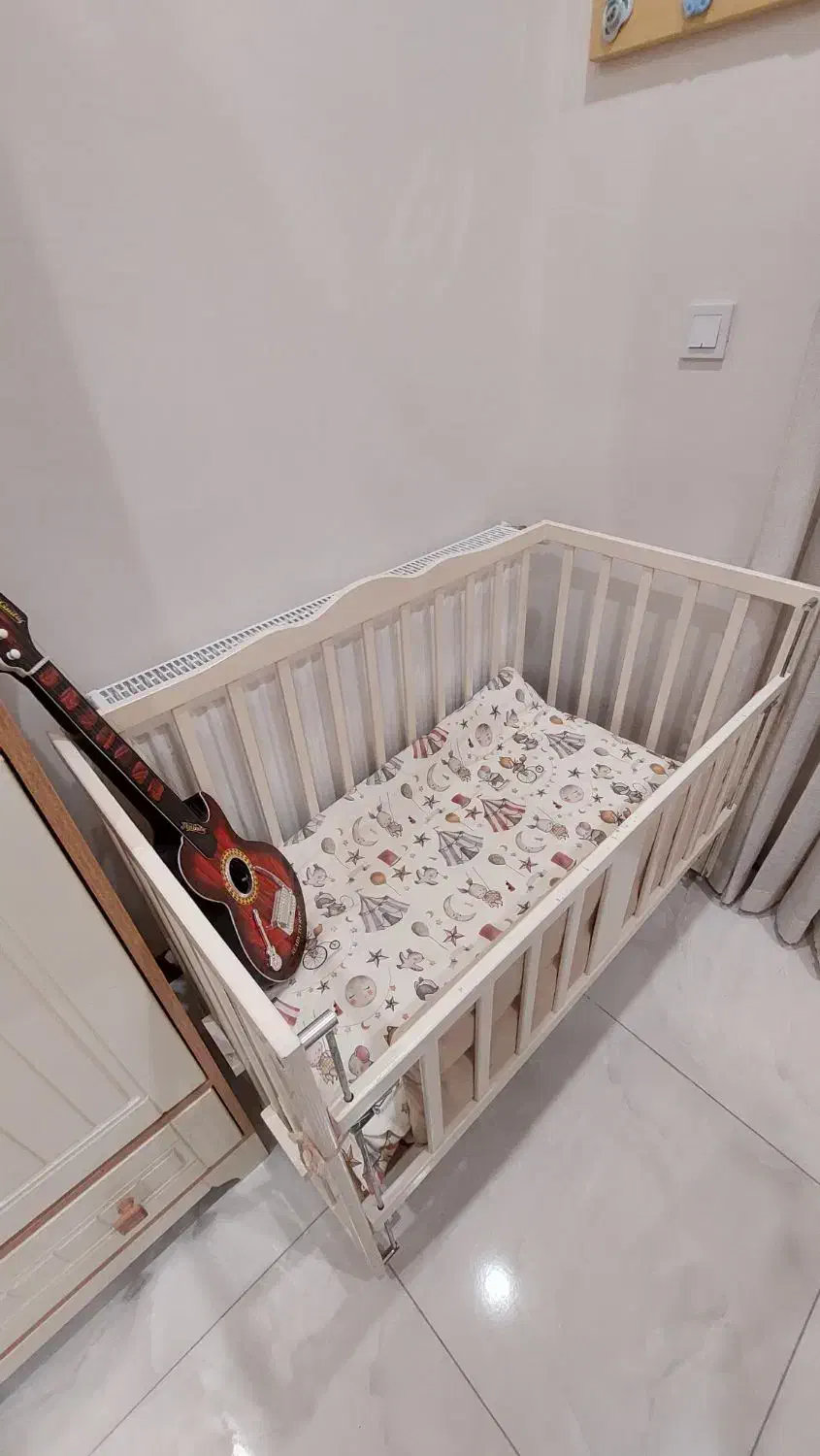تخت گهواره ای کودک|اسباب و اثاث بچه|تهران, گمرک|دیوار