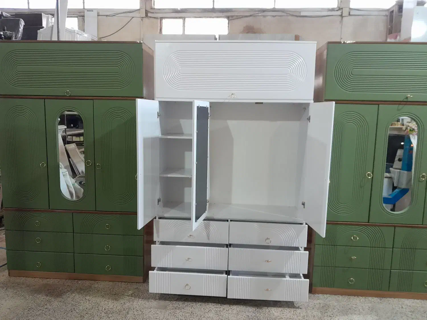 کمد لباس سوپر مات  پسته ای عرض ۱۴۰|جاکفشی، کمد، دراور|اردبیل, |دیوار