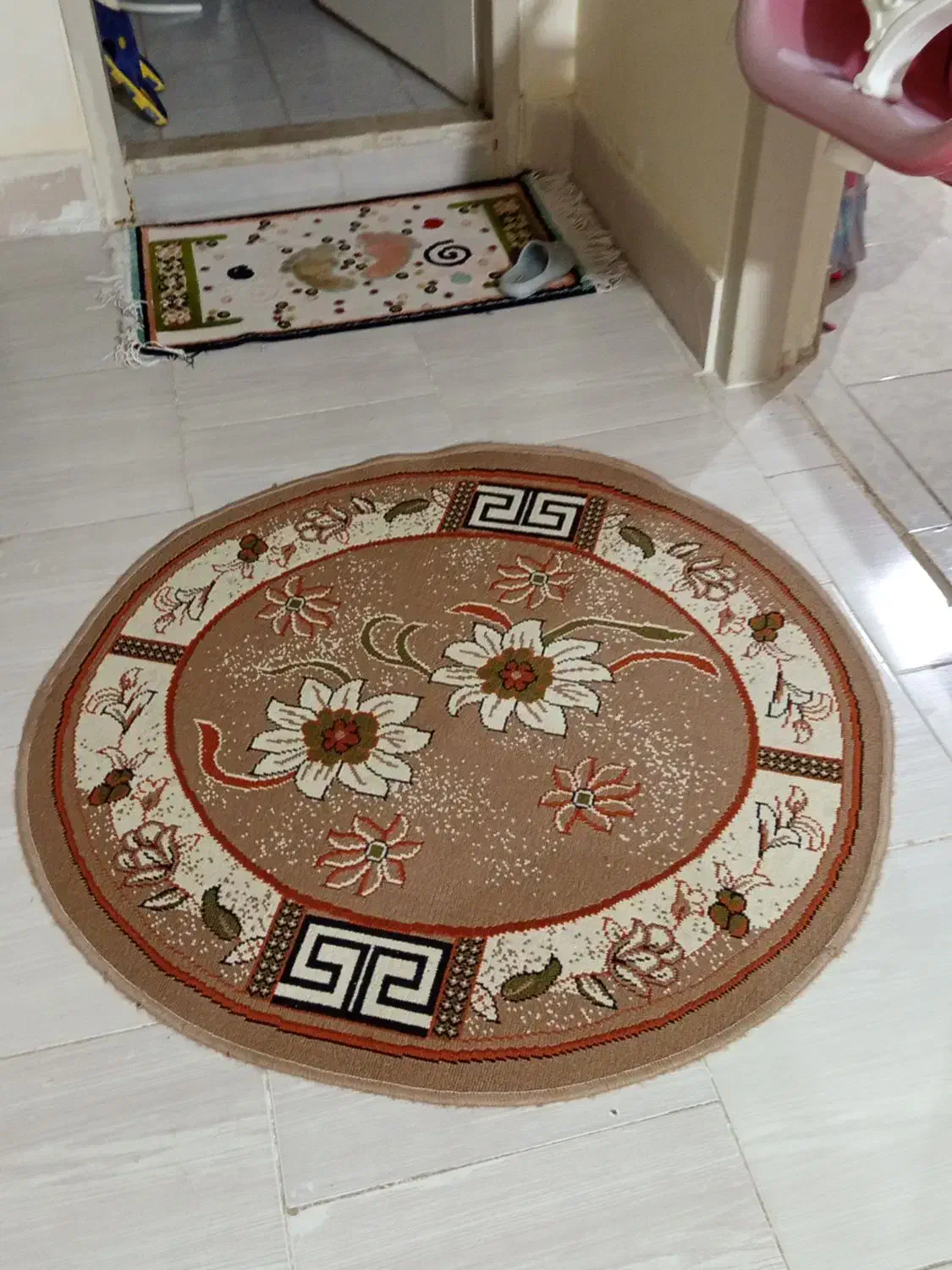 فرش دستبافت وغیره|فرش|رودهن, |دیوار