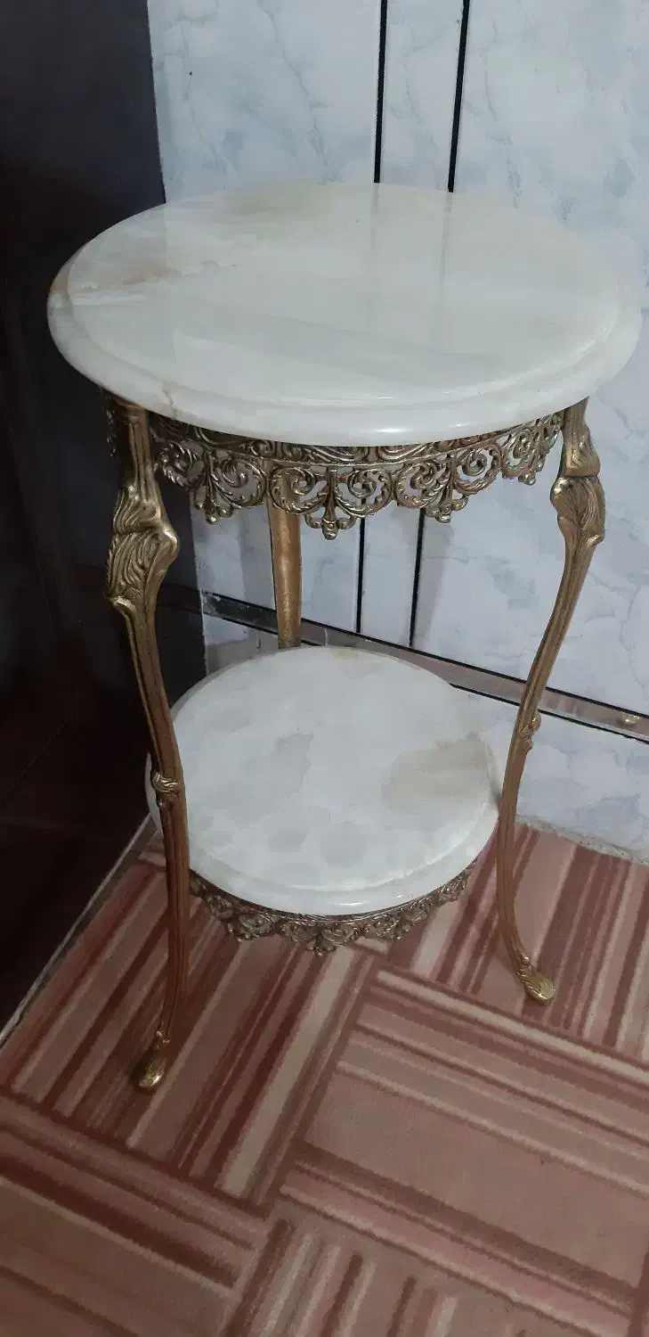 میز تلفن برنج در حد نو نو|میز تلفن|دورود, |دیوار