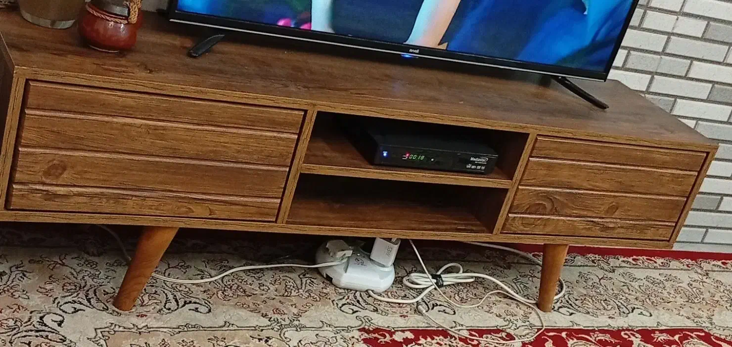 میز تی وی|میز تلویزیون|آمل, |دیوار