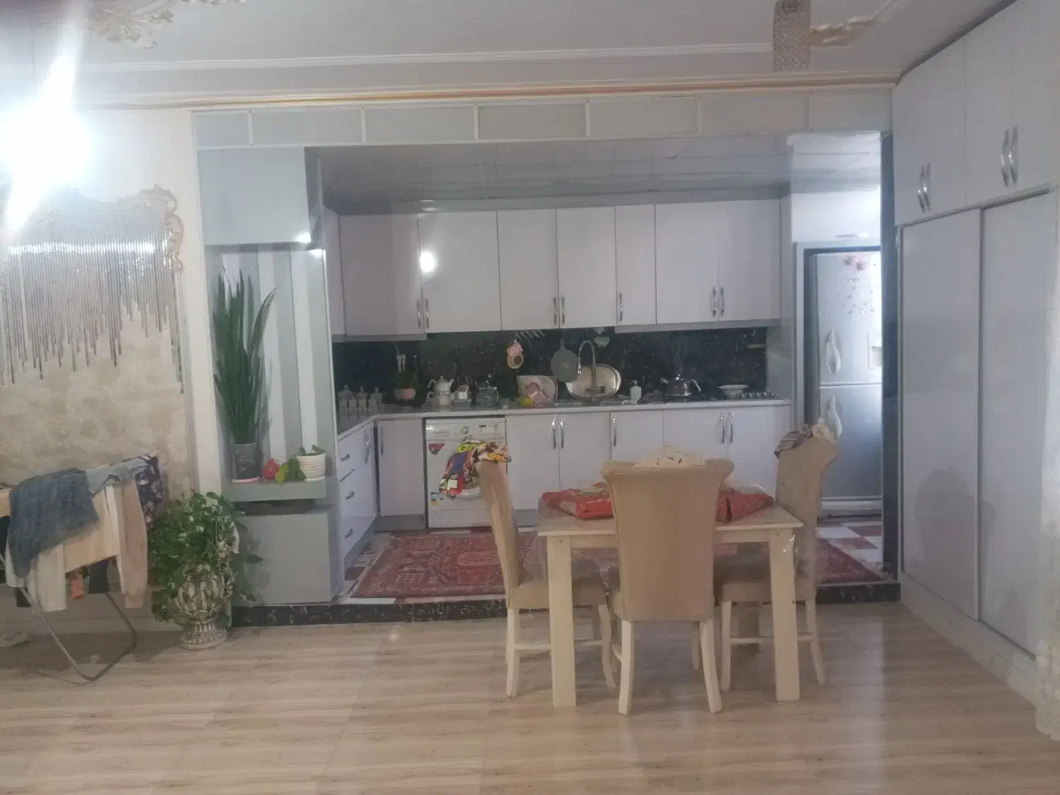 منزل مسکونی ۱۲۰ متر طبقه ۲ از ۳|فروش آپارتمان|پارسآباد, |دیوار