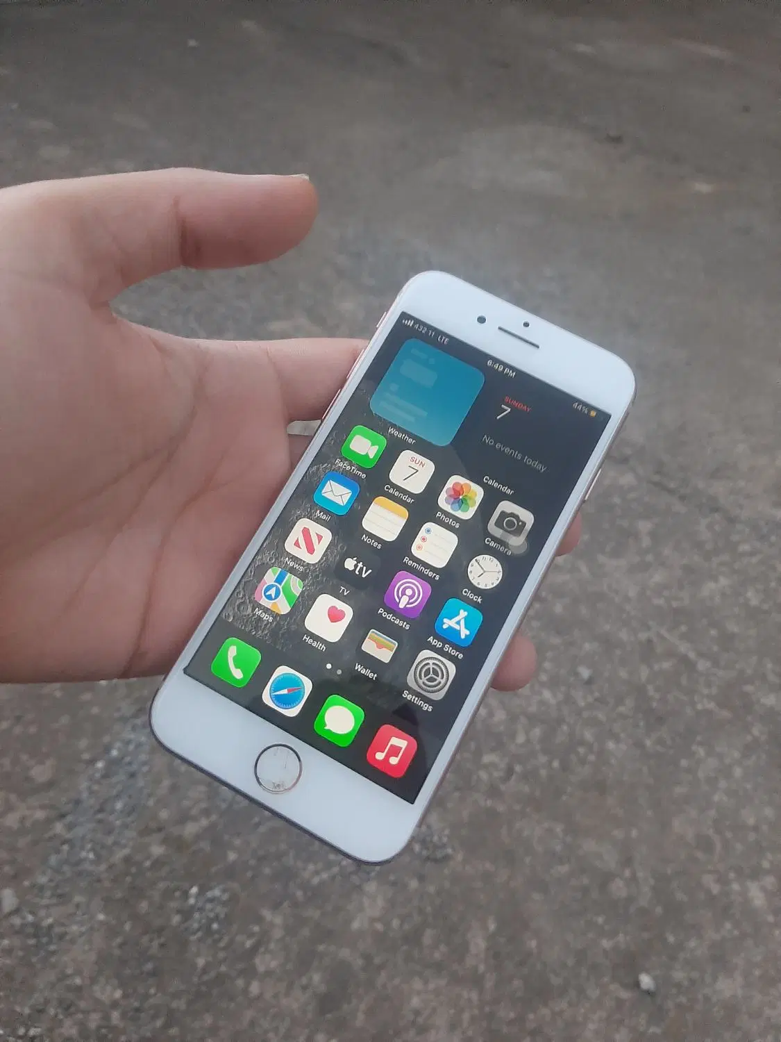 Iphone 8|موبایل|گرگان, |دیوار
