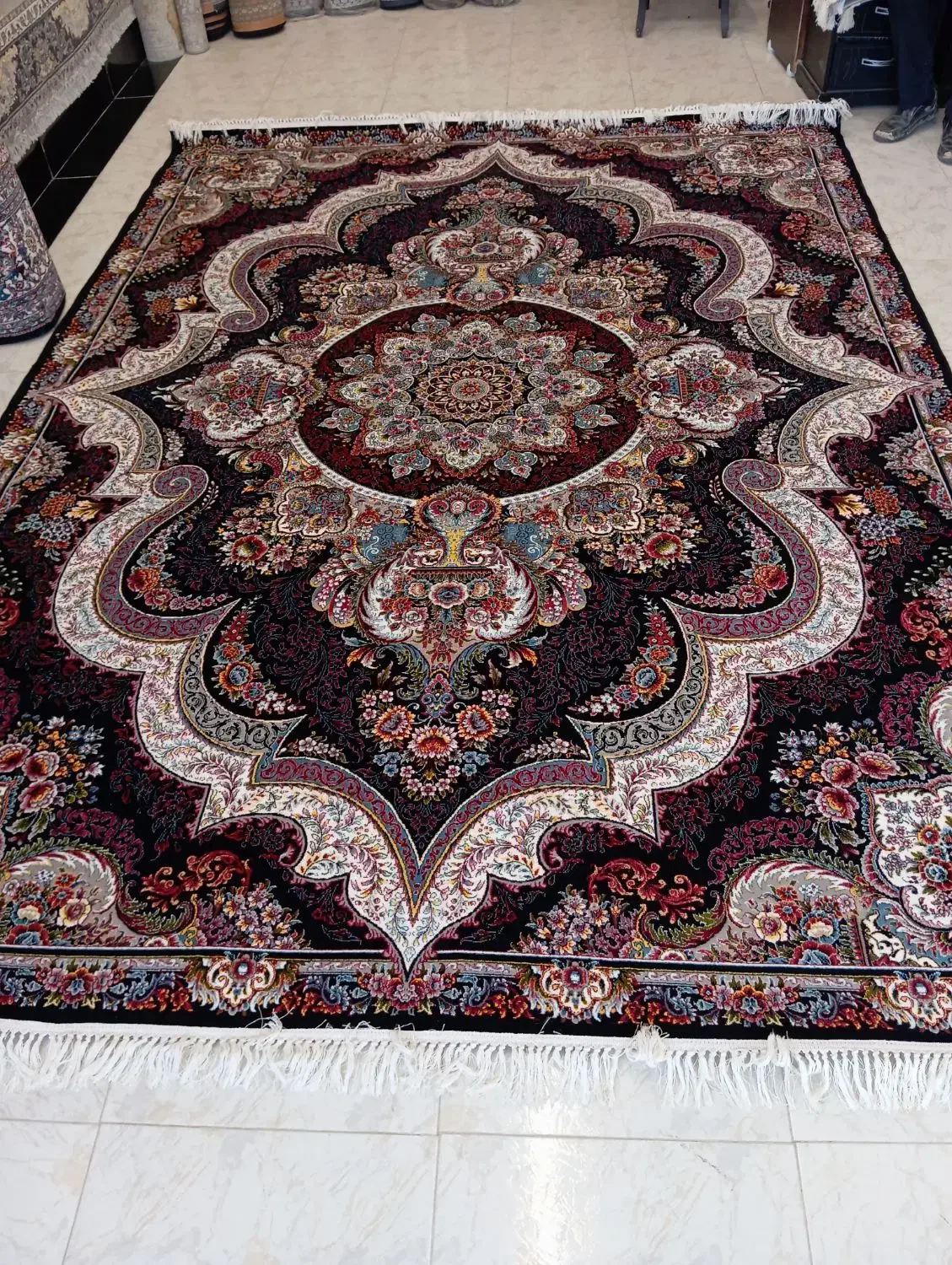 یک جفت فرش۹متری نو۷۰۰شانه نخ اکرولیک اعلا|فرش|اردبیل, |دیوار