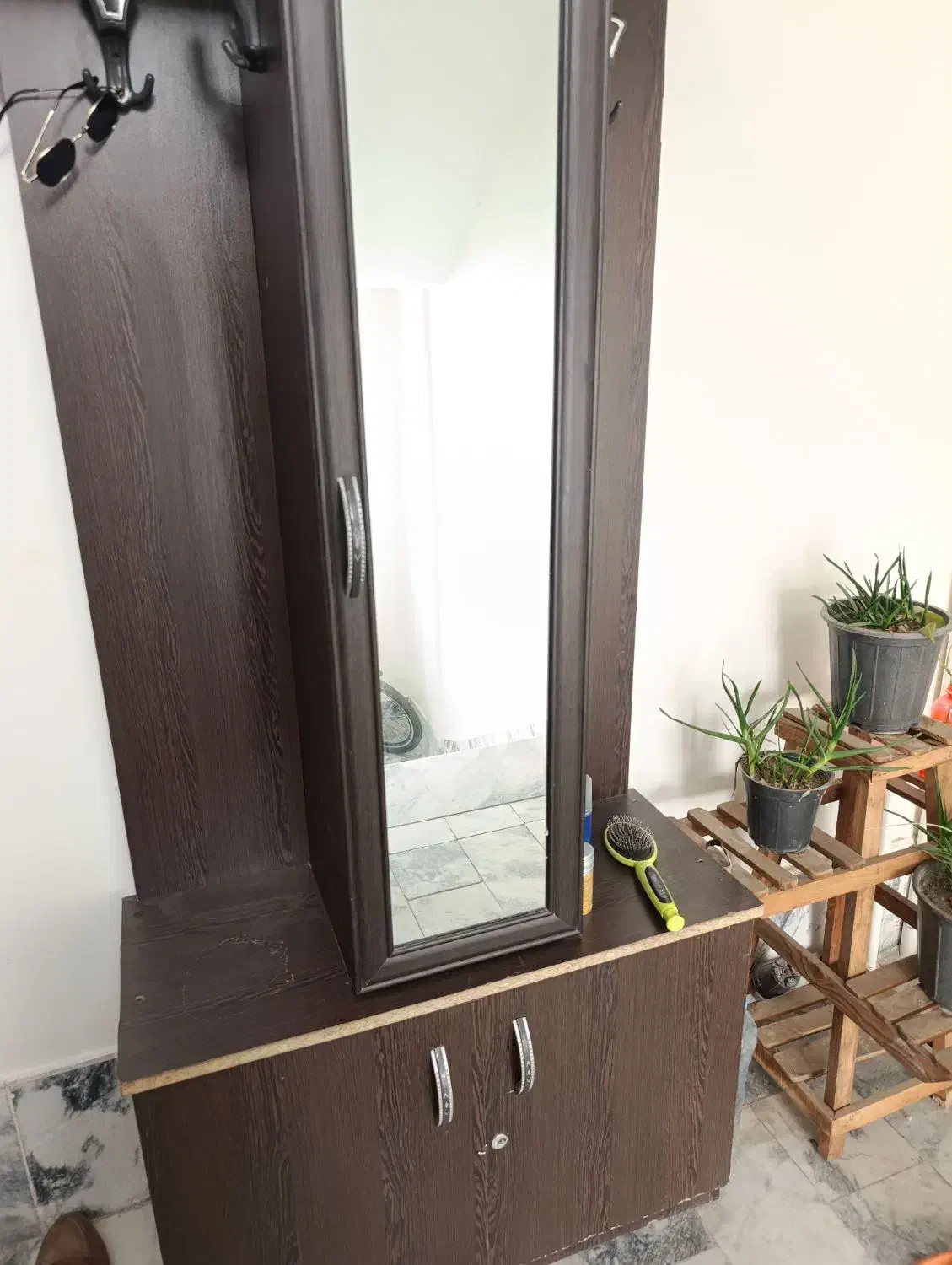 جاکفشی آینه و جالباسی دار|جاکفشی، کمد، دراور|مشهد, رضاشهر|دیوار