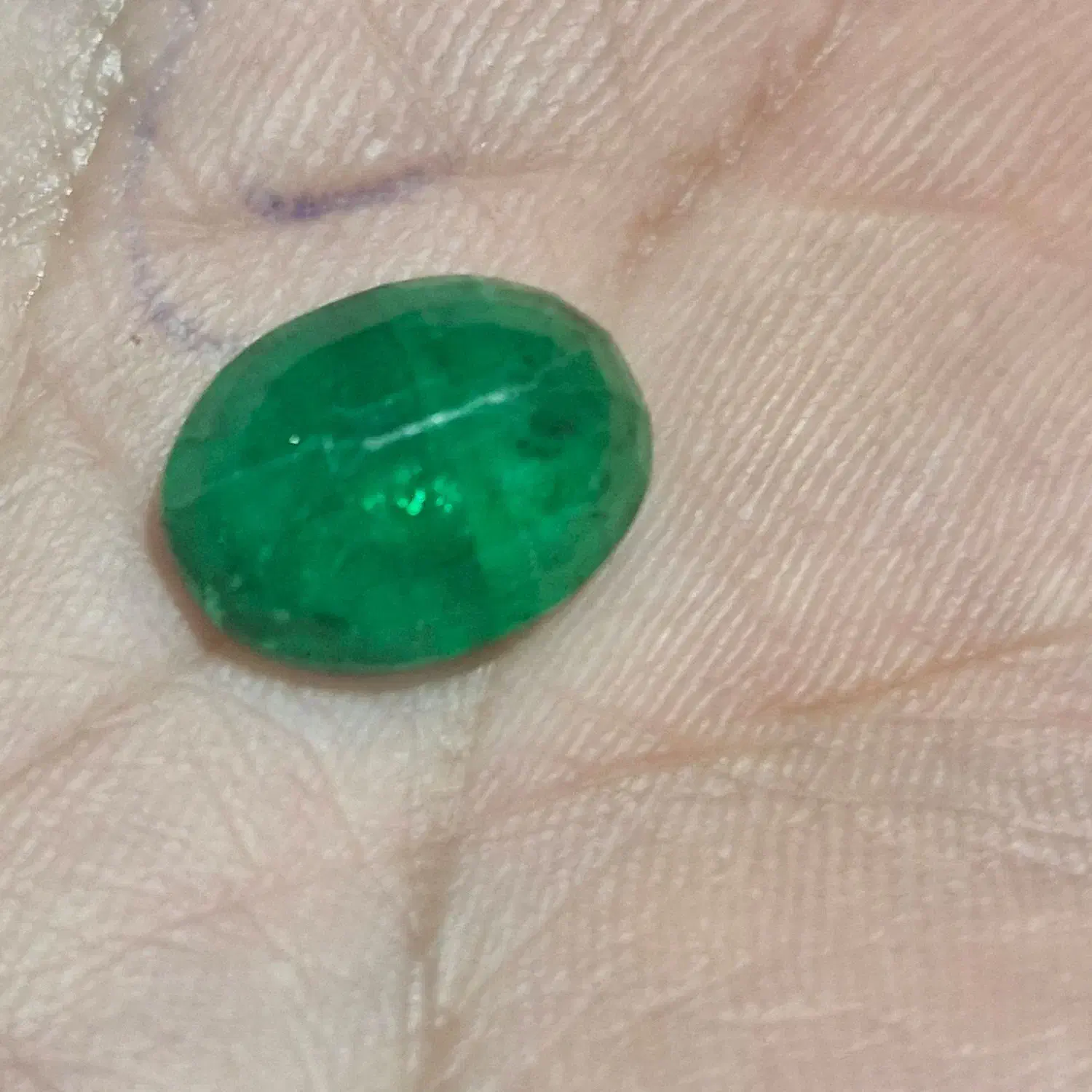 نگین زمرد طبیعی|جواهرات|رشت, توشیبا|دیوار