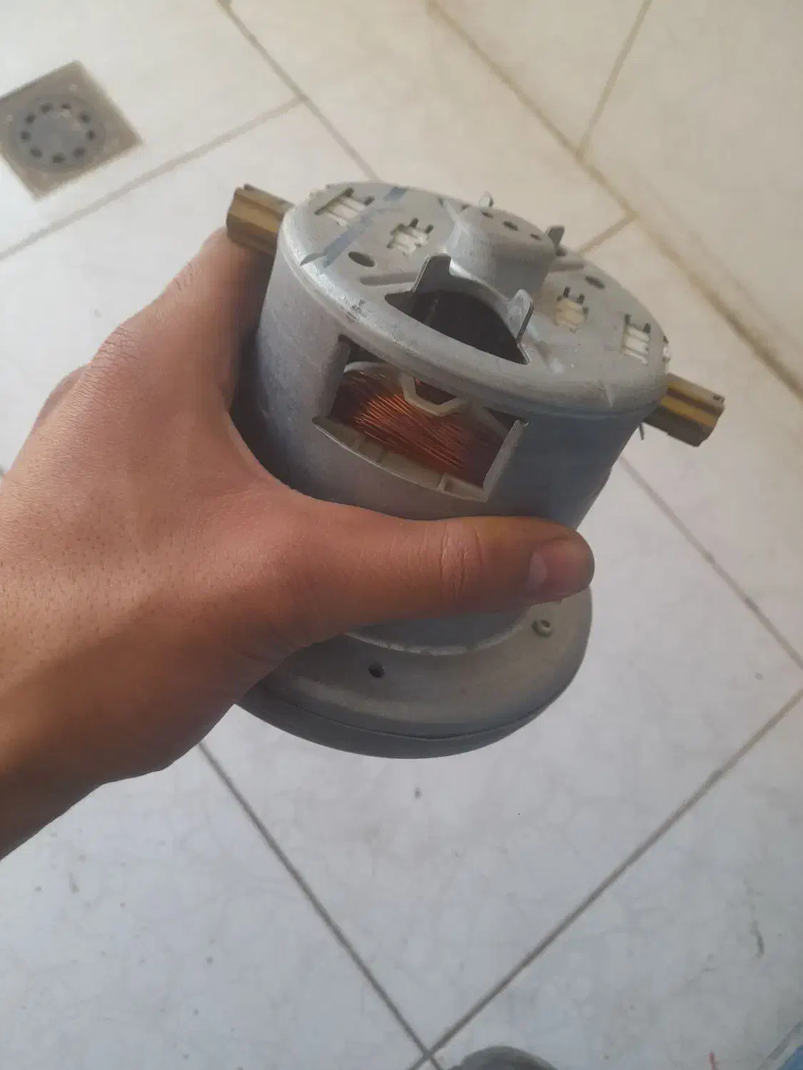 موتور جارو برقی بوش اورجینال|جاروبرقی، جارو شارژی، بخارشو|اصفهان, مسجد مصلی|دیوار